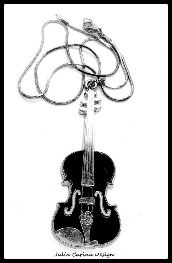 Fekete hegedű nyaklánc