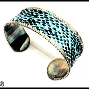 Kék kígyóbőr mintás ezüst karkötő