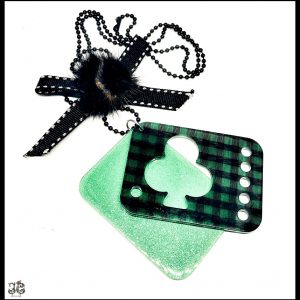 Zöld kockás poker kártya masnis nyaklánc