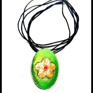 Zöld sárga virágos zománc medálos nyaklánc
