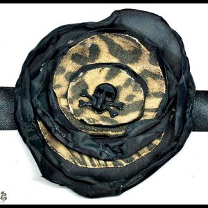 Párducmintás fekete rózsa koponyás hajdísz nyaklánc