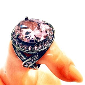 Rózsaszín kerek kristály köves ezüst gyűrű