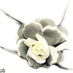 Fekete fehér tollas rózsa kitűző